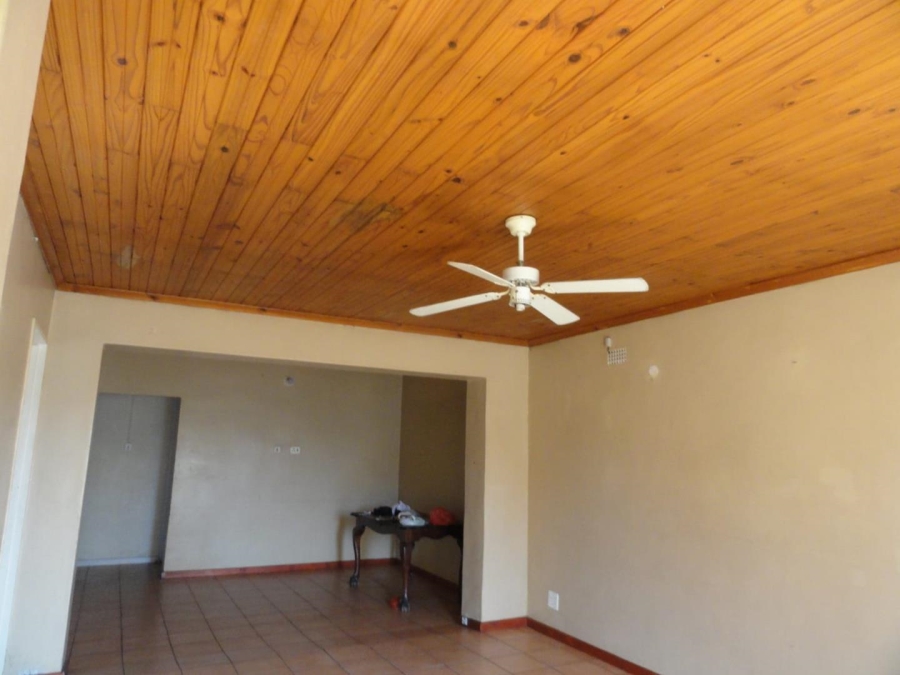 3 Bedroom Property for Sale in Leonsdale Western Cape